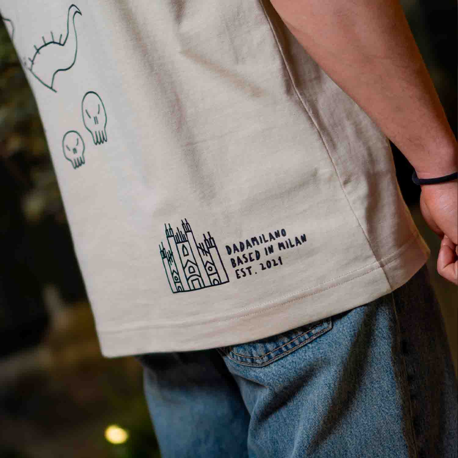 EL BISSON - T-shirt Sabbia con Stampa